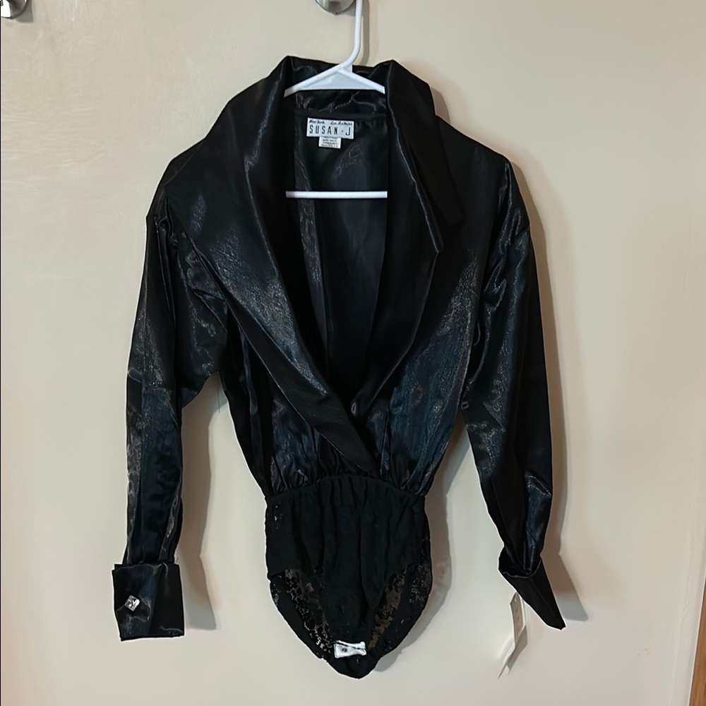 Vintage Susan J Black Satin Bodysuit shoulder pads Lace Detail size medium nwt